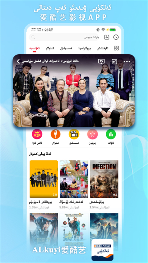 栖息在樱花枝头的蓝冠山雀特写壁纸